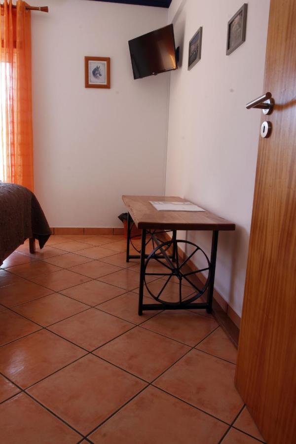 Tir Na Nog Bed & Breakfast Alfeizerao Luaran gambar